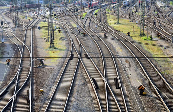 Nová výhybna umožní zkrácení jízdních dob vlaků na trati Nymburk - Jičín