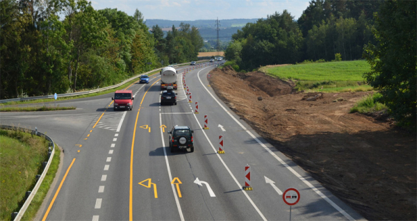 Letos chce Královéhradecký kraj investovat do silnic téměř 1,7 miliardy korun